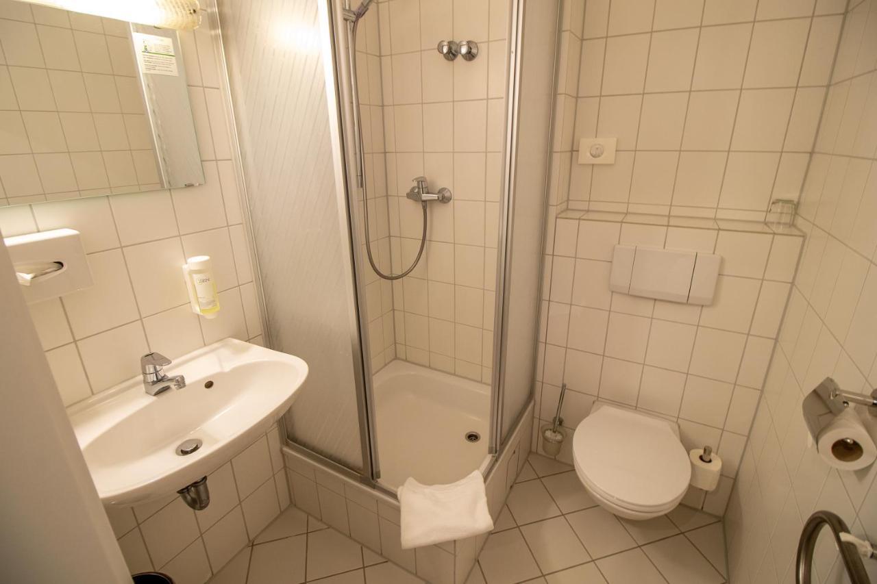 Hotel Fallersleber Spieker Вольфсбург Экстерьер фото