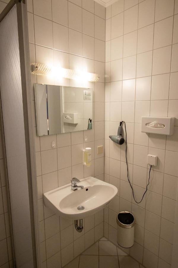 Hotel Fallersleber Spieker Вольфсбург Экстерьер фото