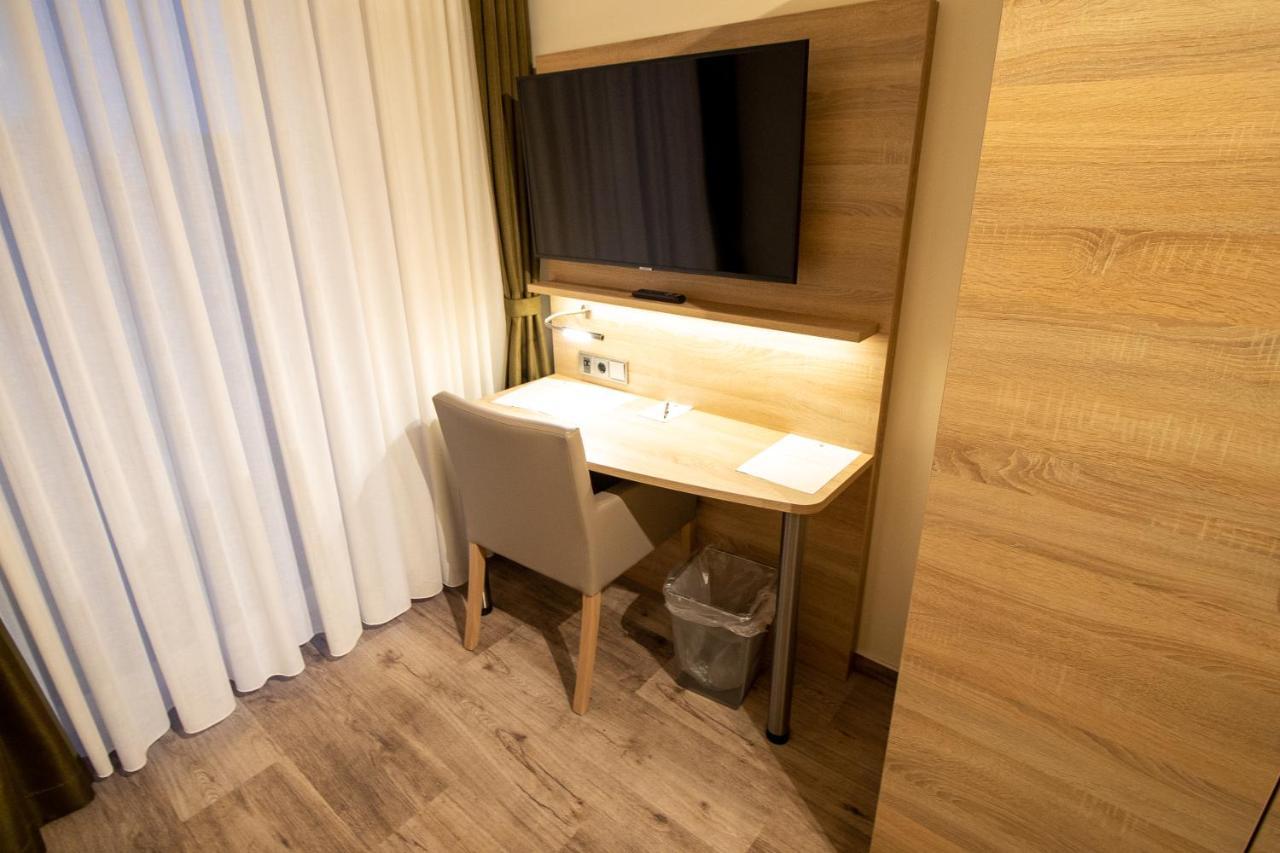 Hotel Fallersleber Spieker Вольфсбург Экстерьер фото